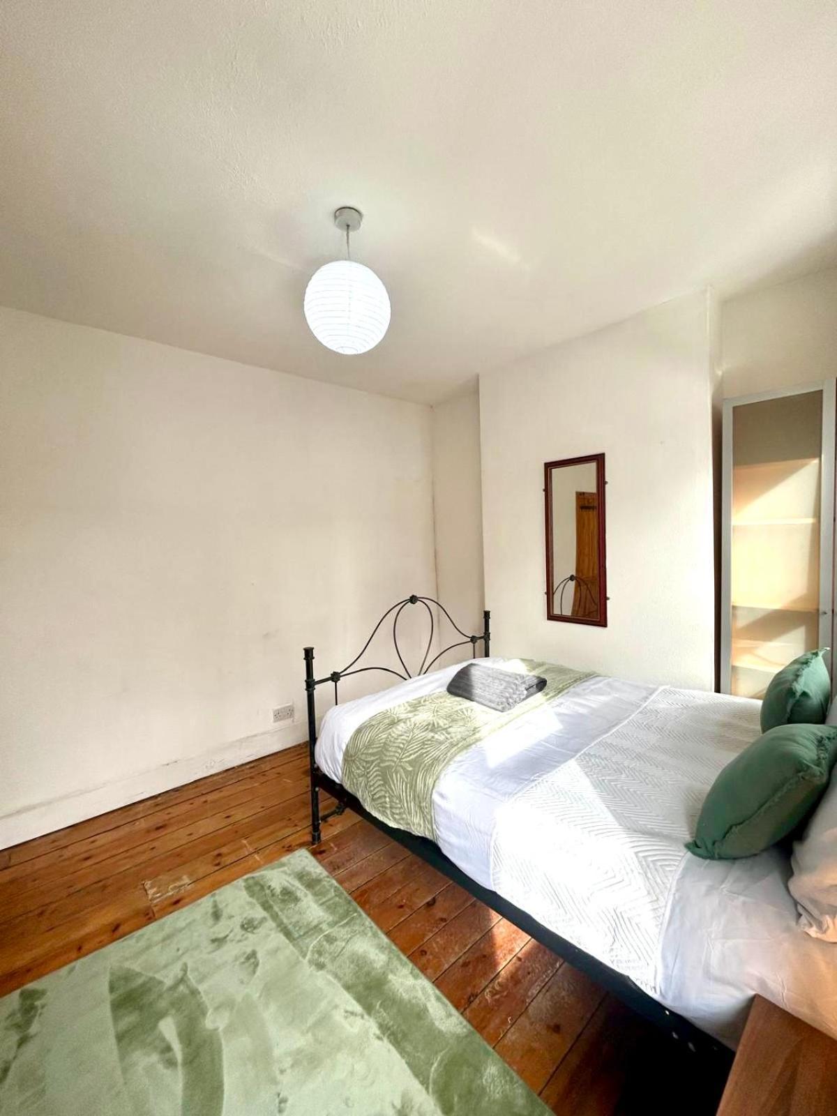 Appartamento Stunning 2bedroom House With Backyard In Stratford *